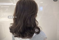 -MOVAN  HAIR莫凡匠人发型屋