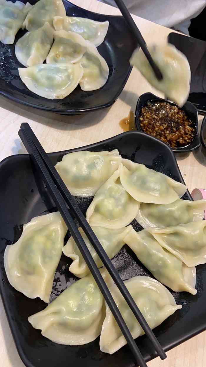 大娘水饺吃饭图片