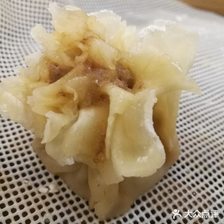 北辰道上的马记烧麦现在开在了龙门道，门口有停车位