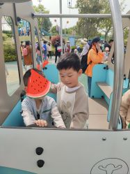 -季高兔窝窝亲子园(上海薰衣草公园店)