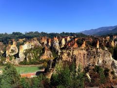 -彩色沙林风景区