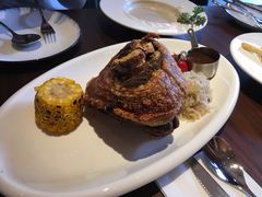 自酿啤酒脆皮烤猪肘-Ambra Haus琥珀屋精酿餐厅(宝山店)