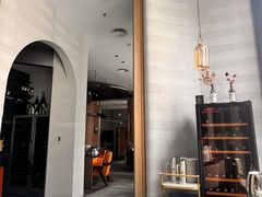 -斯普汇生蚝牛排馆(中骏世界城店)