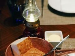 餐前面包-YUE·6·西式融合餐厅(外滩六号店)