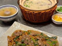 生滚牛肉粥-潮界(虹桥新天地店)