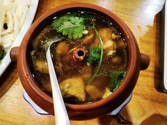 -小厨子私房菜·云南美食店
