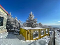 -亚布力新体委滑雪场