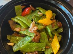 砂煲肉片烧芸豆-粤尚腾香居中餐厅(首都机场希尔顿店)