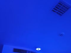-唯爱KTV聚会餐厅(仙林东城汇店)
