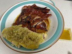 烧腊三拼-阿政粤小馆(中央大街店)