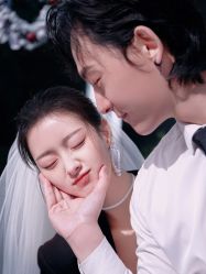 -青禾蒙娜丽莎婚纱摄影(武汉总店)
