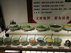 自助调料区-食潮汕头鲜牛馆(望京保利店)