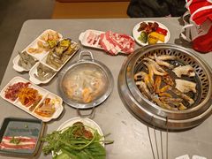 -黑金·寻焰自助百汇·烤肉·火锅(中街店)