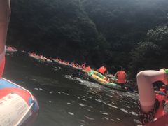 -安吉龙王山峡谷漂流