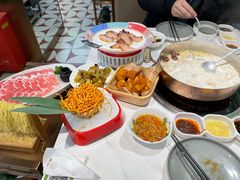 -洪氏嗨捞·广东猪肚鸡·椰子鸡火锅(西咸万象城店)