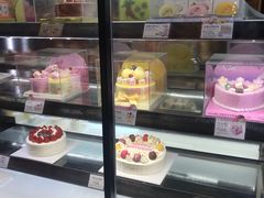 面包甜点陈列柜-巴黎贝甜(杨浦宝地店)