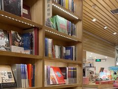 -猫的天空之城概念书店(景德镇陶溪川店)