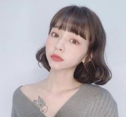 -变画·发型STUDIO