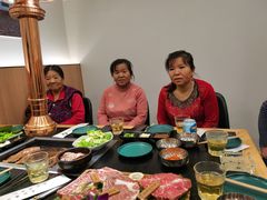-臻牛烤肉