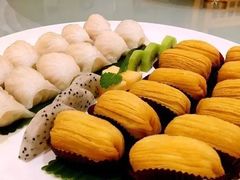 -方鼎食府