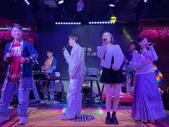 -喜鹊音乐酒馆(西街店)