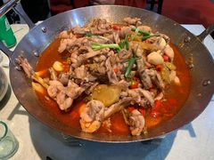 -昱龙大盆牛蛙馆(三兴街总店)