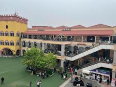 -首创奥特莱斯(西安店)