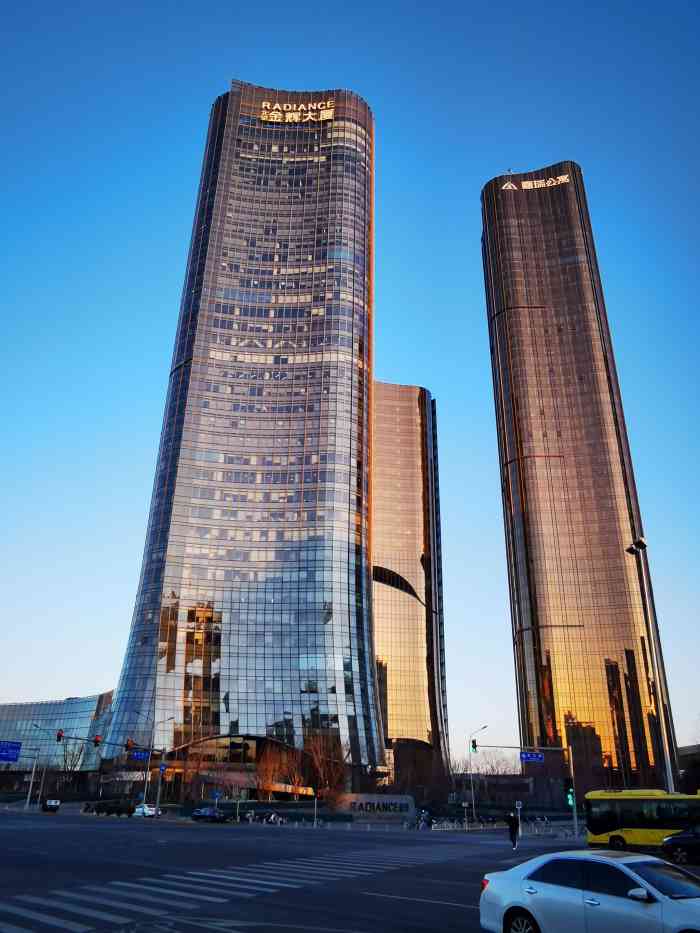 金辉大厦-"金辉大厦地下一层有几家餐饮还不错有个连..."-大众点评移