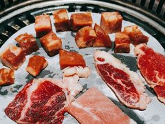 -匠牛亭·锅物烧肉放题自助(昆百大·泰业城店)