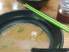 -志权牛肉面(灵山路店)