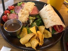 -HELLO 27 意面·沙拉·帕尼尼