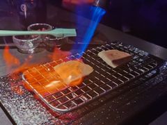 -铭牛烧肉·和牛海鲜自助(高新月牙湖店)