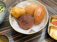 面包篮-小莫餐厅And More Restaurant西餐(北京展览馆店)