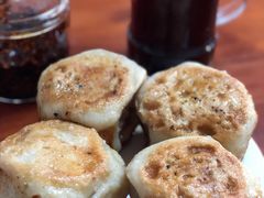 -宝瑞门钉肉饼店