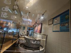 -呷佬·长沙手工米粉(金沙江路店)