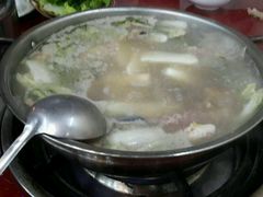 -老石黑山羊毛驴肉火锅(金凯广场店)