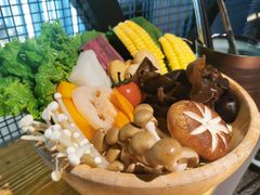 -湊湊火锅·茶憩(新中关购物中心店)