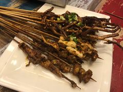 -范二妹独特烧烤夜宵城(宜宾总店)