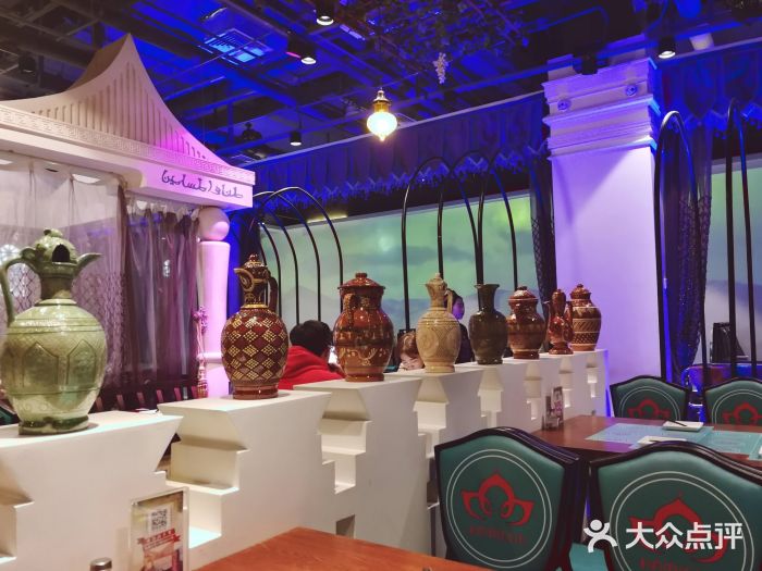 哈密古丽新疆餐厅(江北融创店)大堂图片