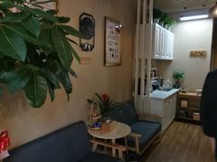-耳语轻风专业采耳馆(古北花世界商业广场店)