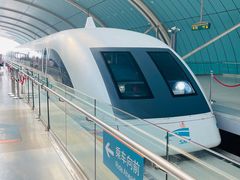 -龙阳路磁悬浮列车总站-停车场