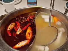 -左庭右院鲜牛肉火锅(金山万达店)
