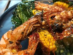 惹味胡椒虾配烤玉米-CHILLAX轻乐时(侨建·Hi City店)