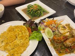 -J Daeng Seafood
