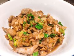 白辣椒炒肥肠-炊烟小炒黄牛肉(中心印象城店)