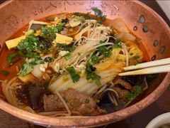 -成都你六姐·牛肉冒菜(城市集市合生汇店)