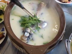 -天乐农家鱼头王(天目湖店)