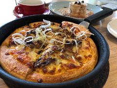 炙烤澳洲牛肉比萨（大方薄底）-必胜客(大梅沙8号仓店)