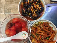 -龙巢盱眙龙虾·牛蛙·烧烤宵夜(八卦岭店)