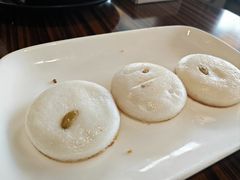 -莲餐厅·湖北菜·潜江小龙虾店(愚园路店)